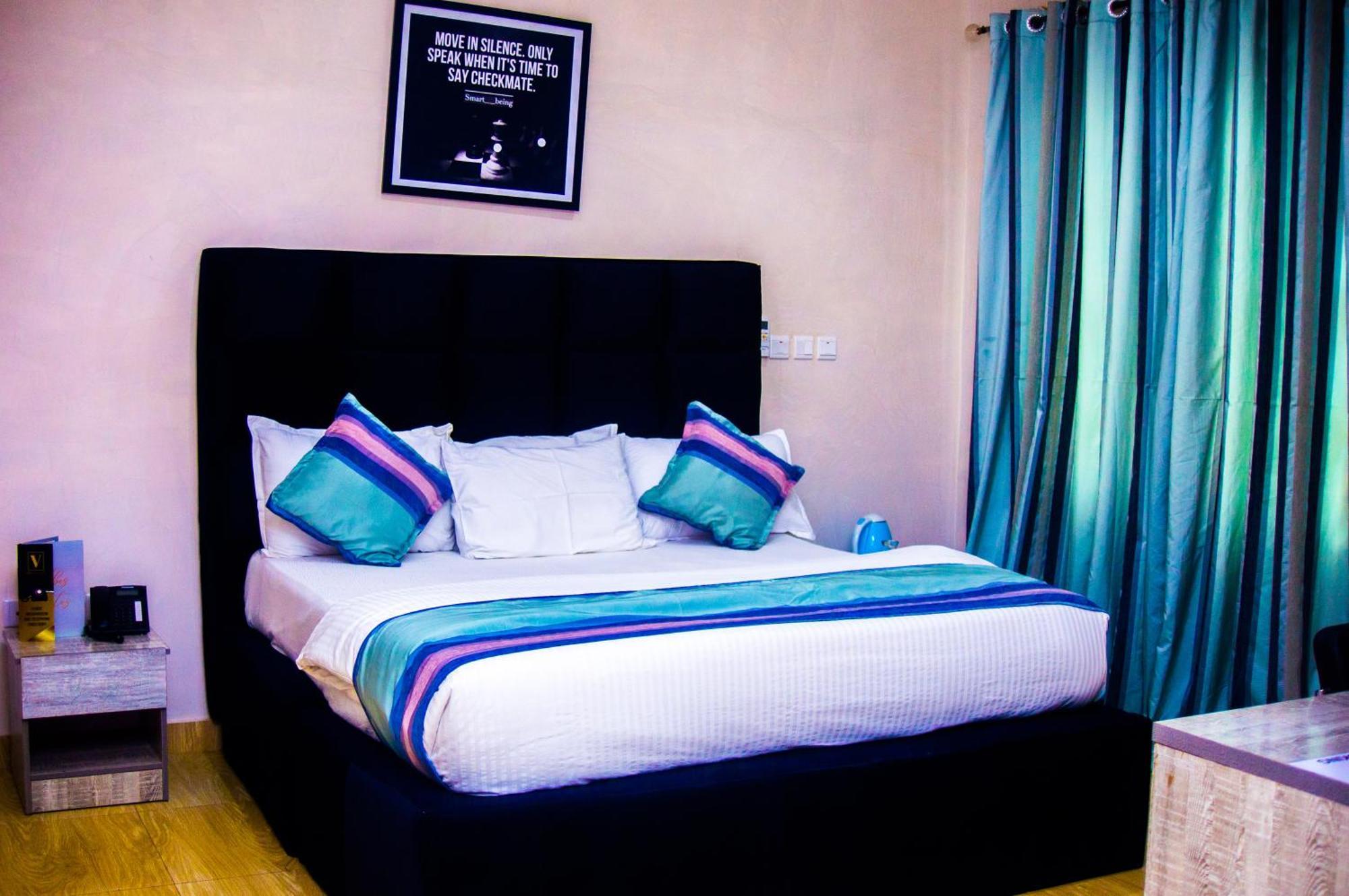 Vibes Suites Kaba Екстериор снимка