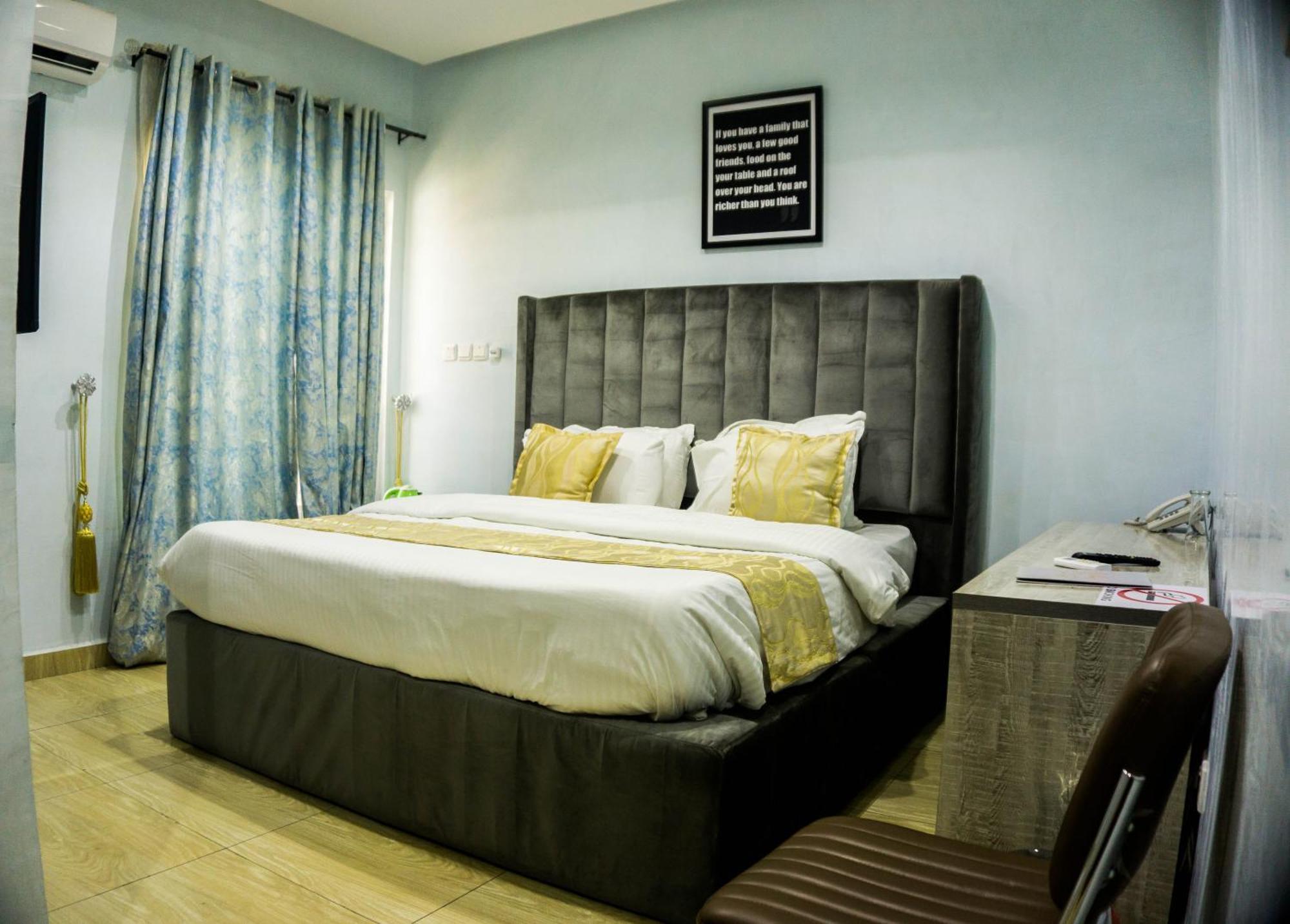 Vibes Suites Kaba Екстериор снимка