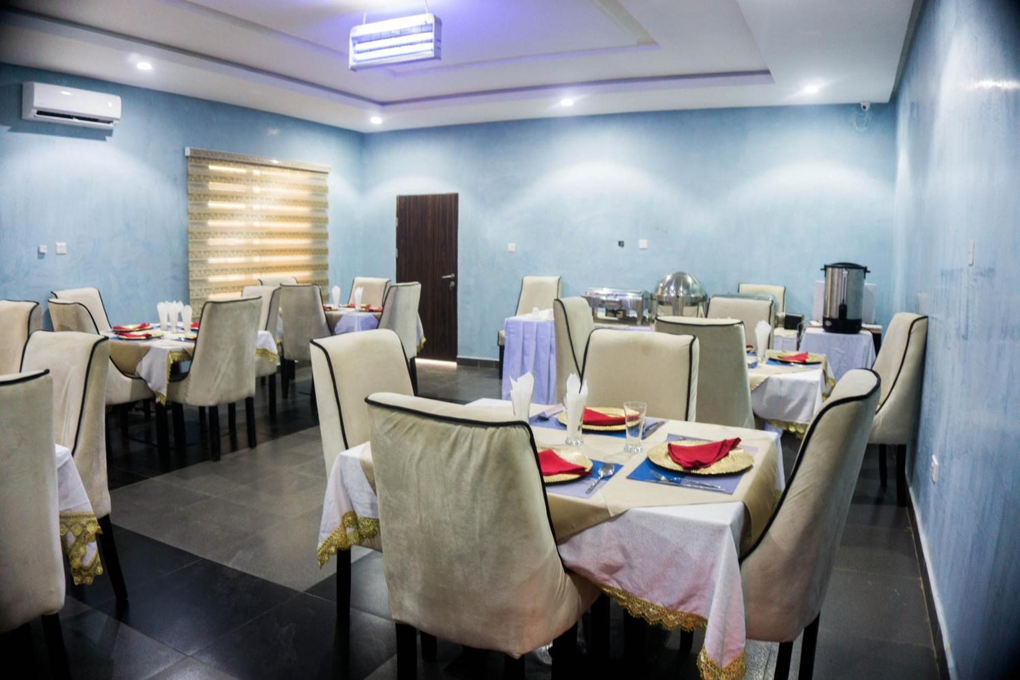 Vibes Suites Kaba Екстериор снимка