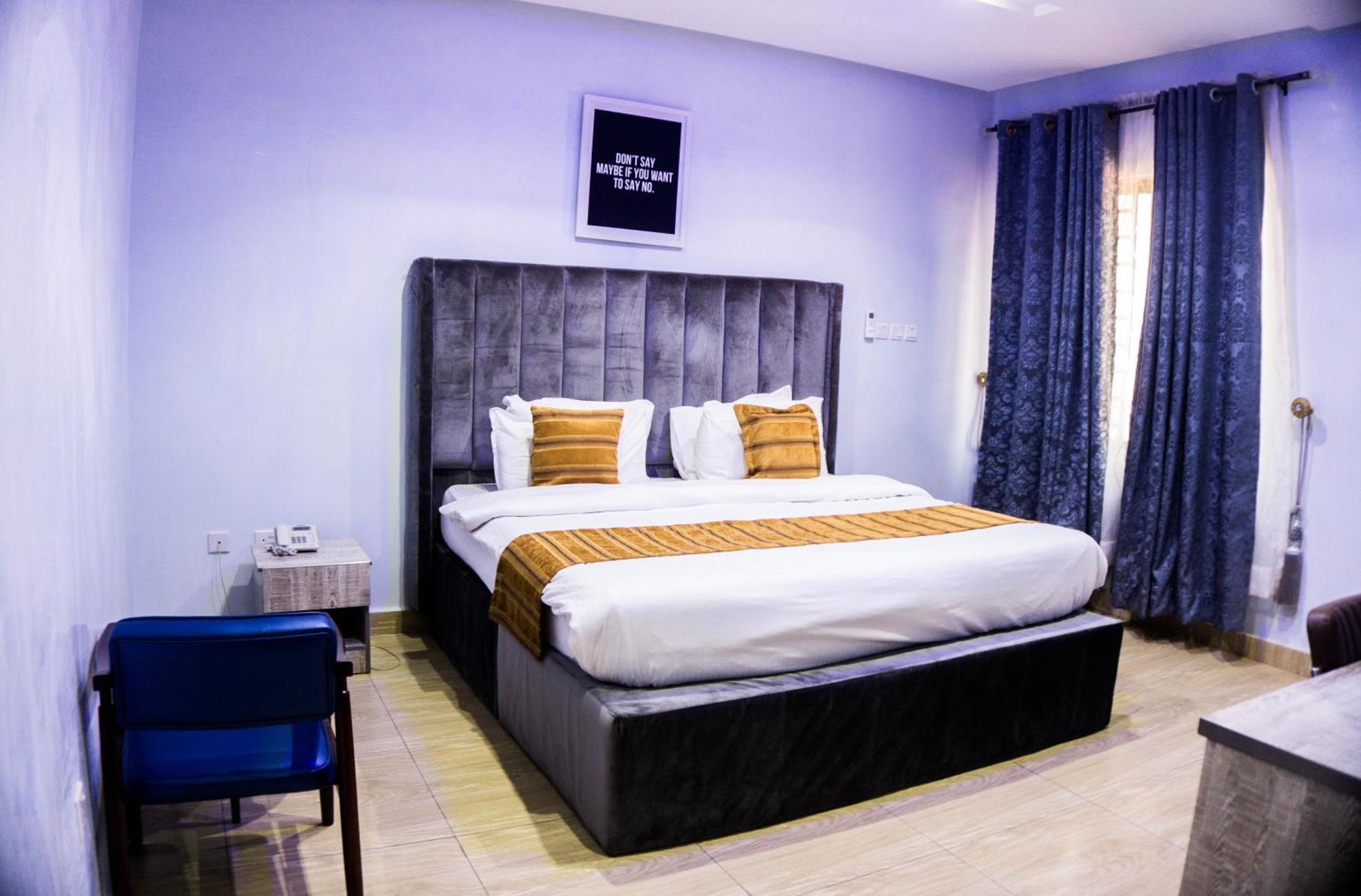 Vibes Suites Kaba Екстериор снимка