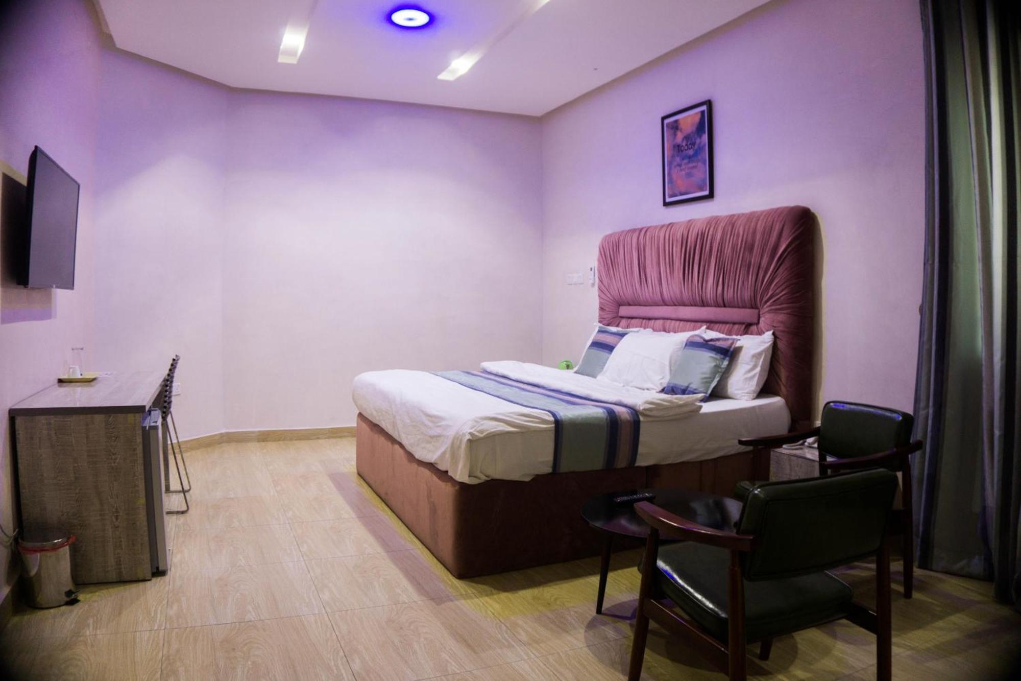 Vibes Suites Kaba Екстериор снимка