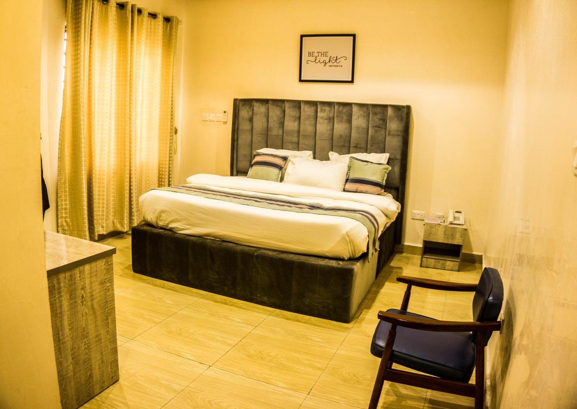 Vibes Suites Kaba Екстериор снимка