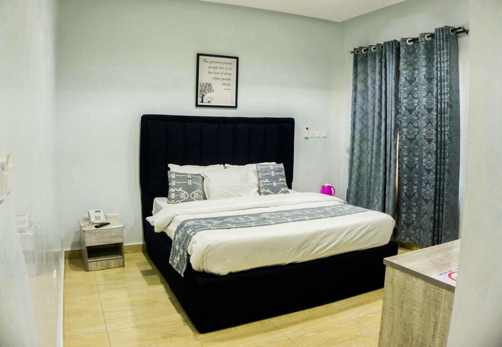 Vibes Suites Kaba Екстериор снимка