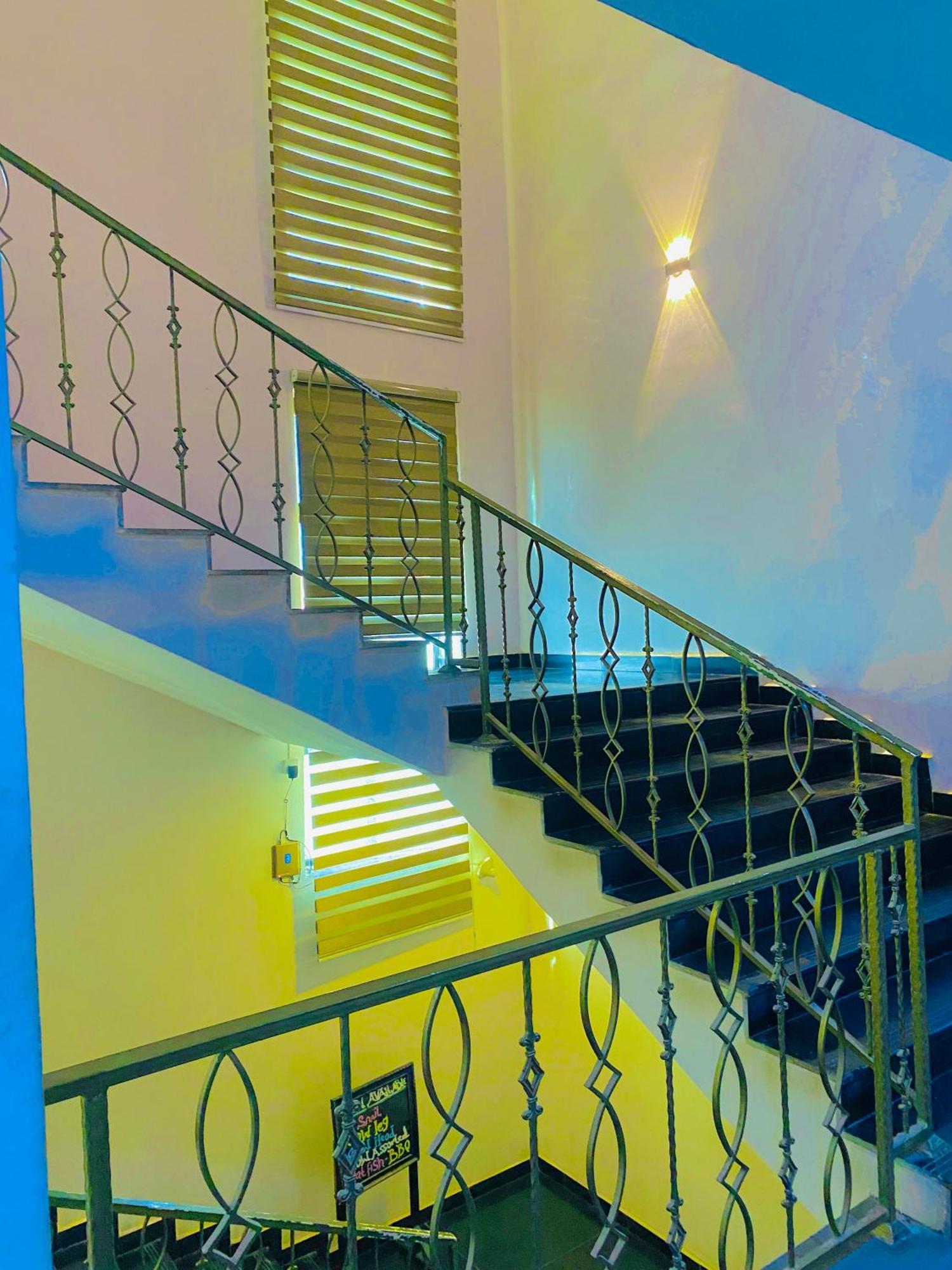 Vibes Suites Kaba Екстериор снимка